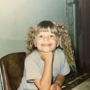 Childhood of Tracy Spiridakos